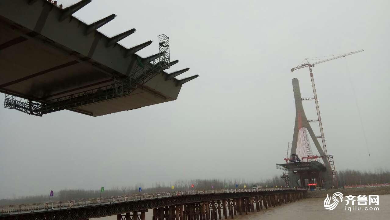 泰东高速黄河大桥主塔全部封顶 2019年9月份建成通车