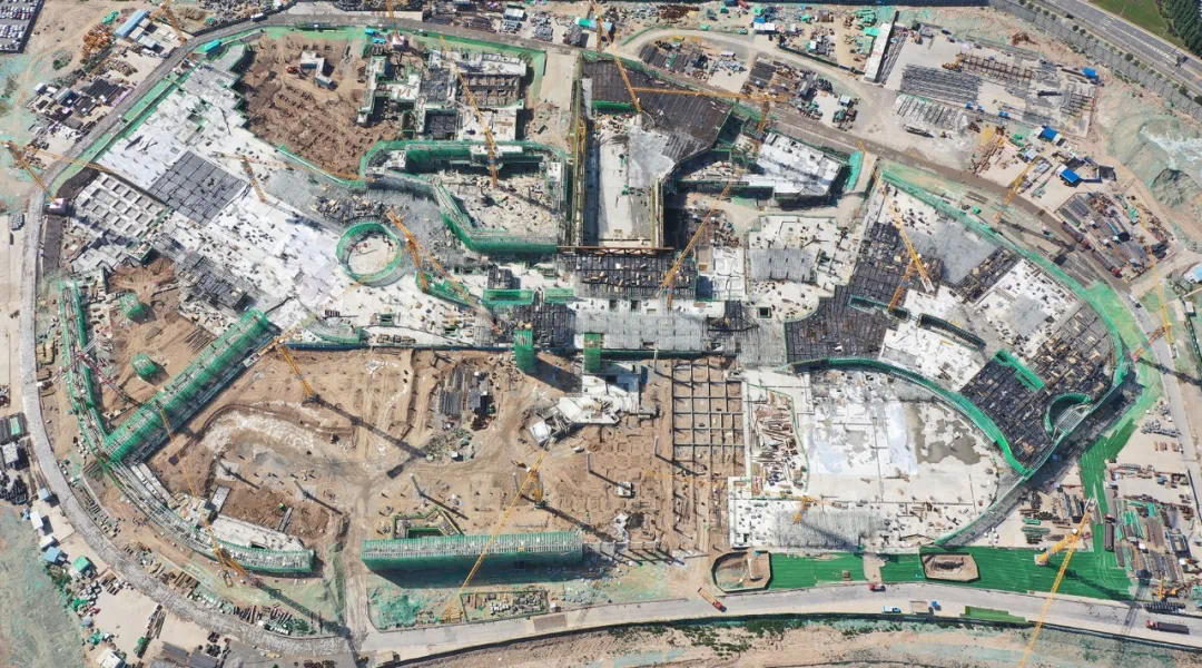 兰州万达城这些建筑又有新动态,离你有进一步啦