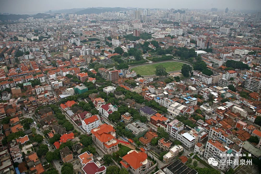 华侨大厦泉州大桥北桥头城南德济门遗址周边那时候顺济新桥北桥头上的