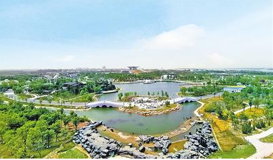 图为衡水园博园位于衡水市滨湖新区,目前已经成为衡水市地标性景观.
