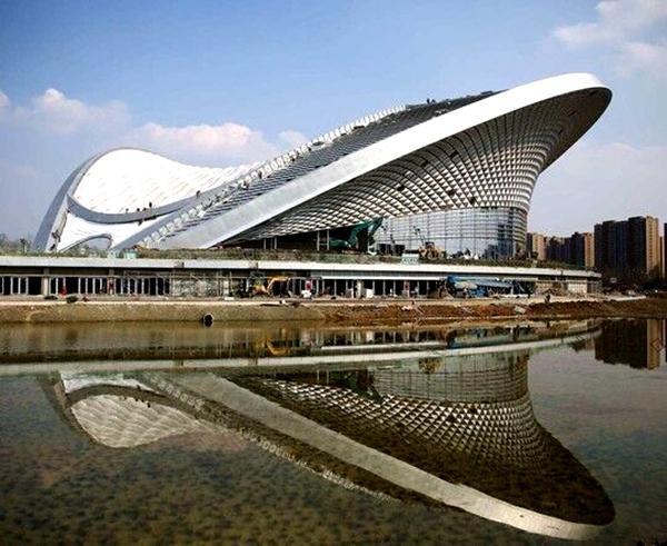 五一期间,凤凰山的成都露天音乐公园开园首秀