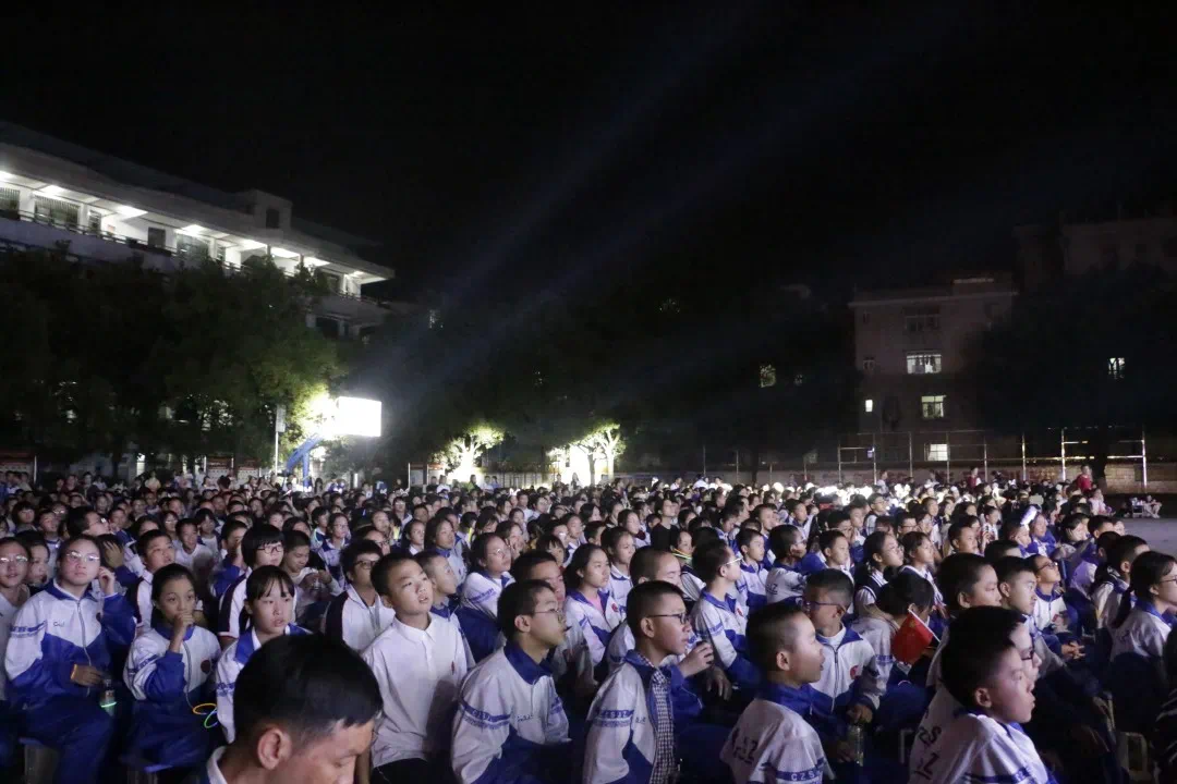 郴州市九中第三十五届艺术节文艺汇演丨感受青春活力舞动生命之