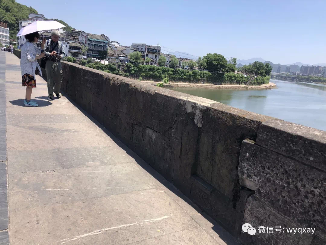 屯溪明代镇海桥维修加固工程在推进将变成这样