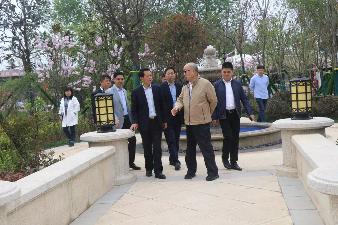 万隆董事长莅临双汇金尊府营销中心视察工作-漯河搜狐