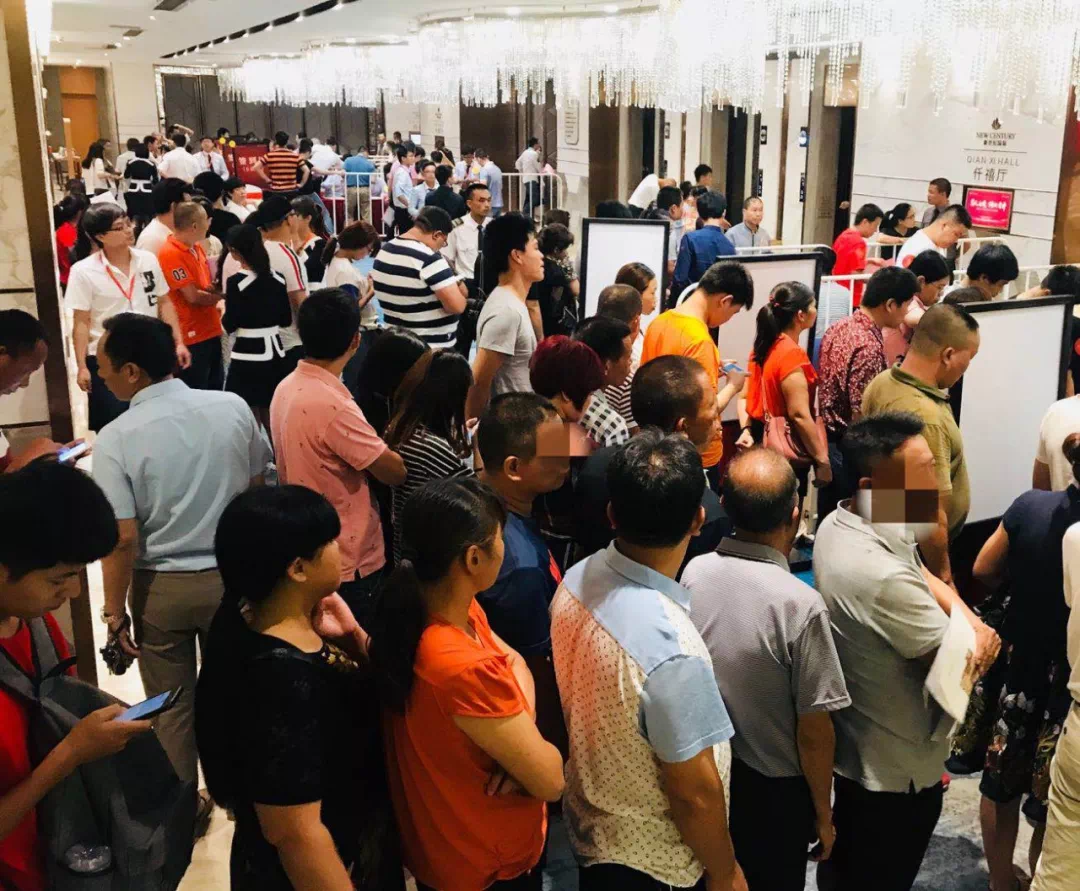 深圳抢房人山人海,深圳万人房,深圳房_大山谷图库