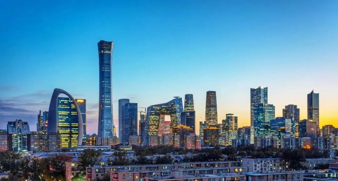 三天半盖一层楼528米的中国尊能否守住北京天际线