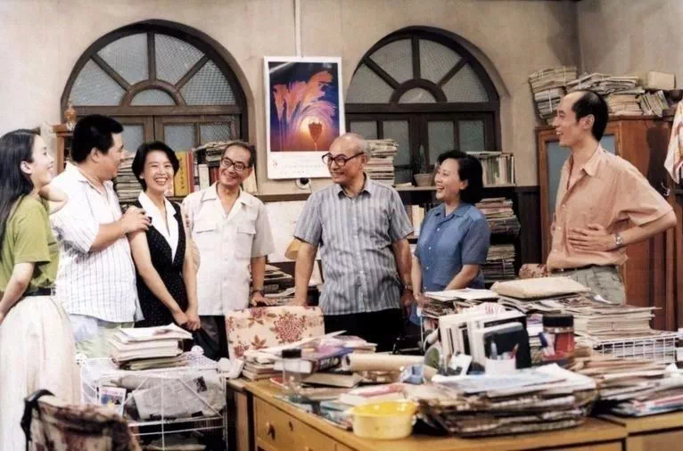 △ 1991年,《编辑部的故事》上映,这部电视剧是90年代上班族的缩影.