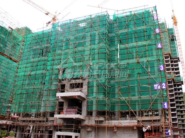 南充半山府邸8月施工进度:多栋楼即将封顶