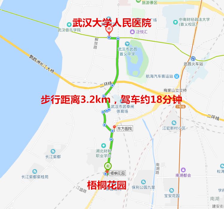 最近的三甲医院为武汉大学人民医院,百度地图显示距离3.8公里.