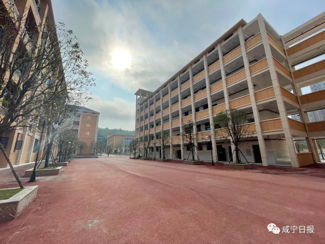 咸宁高中转学武汉(湖北高中转学需要什么手续)