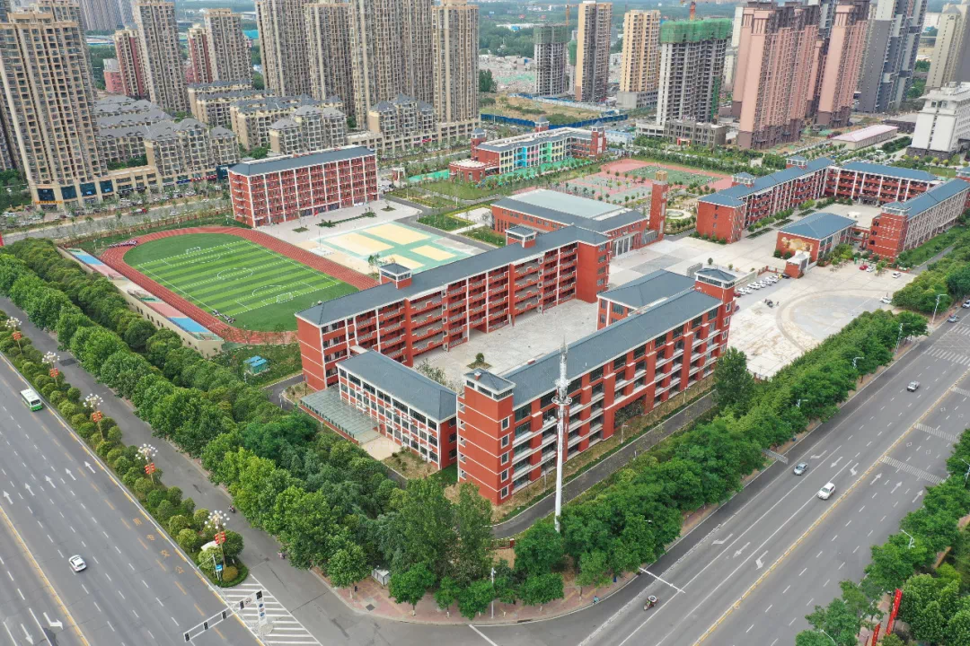 超漂亮许昌市新东街中学投入使用还有多所学校即将完工