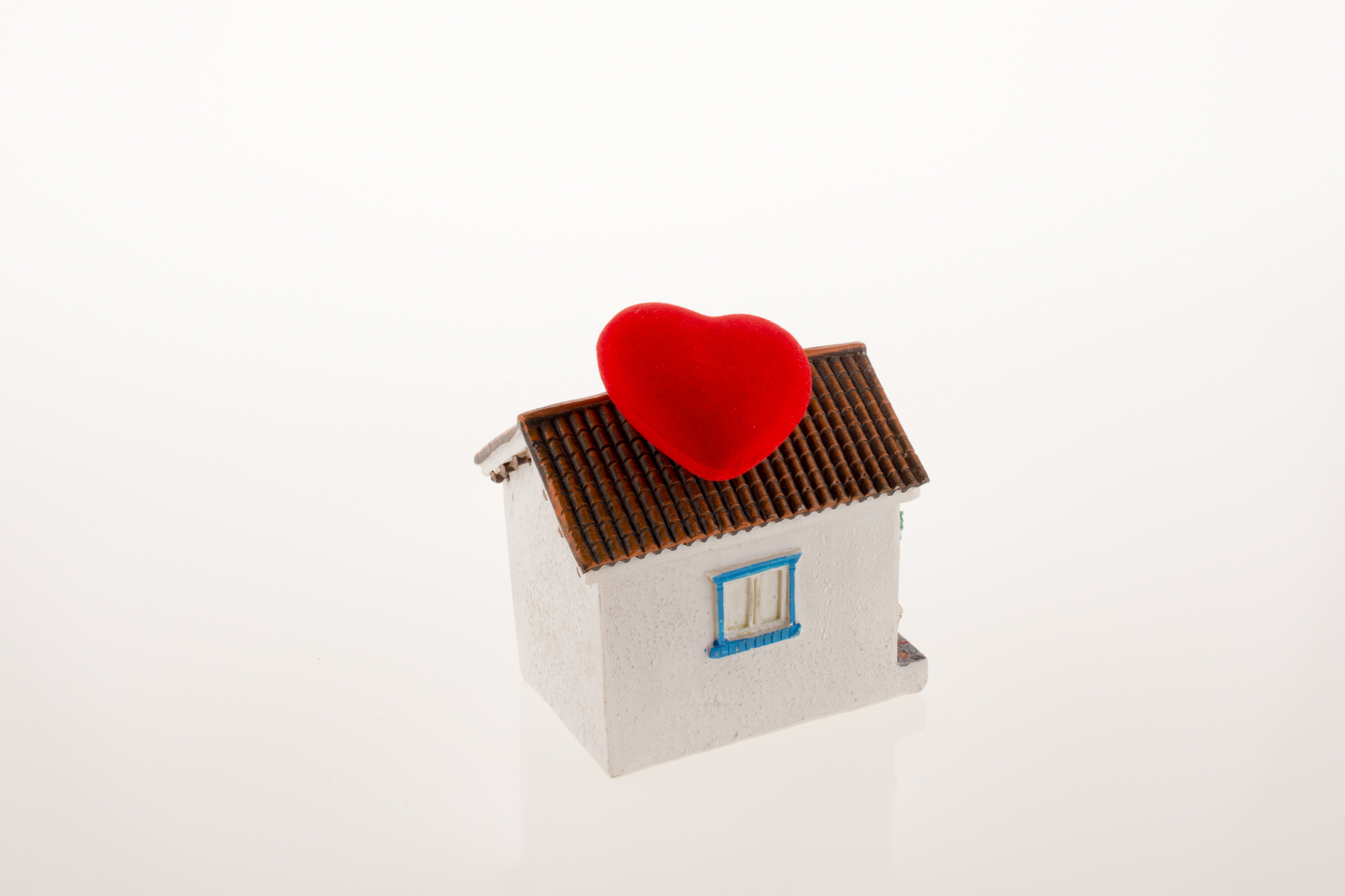 南京房产:购置婚房,房产证上署名会如何影响房子归属?